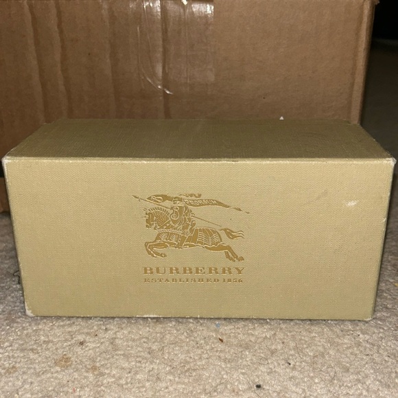 vintage BURBERRY SUNGLASSES - Picture 1 of 5